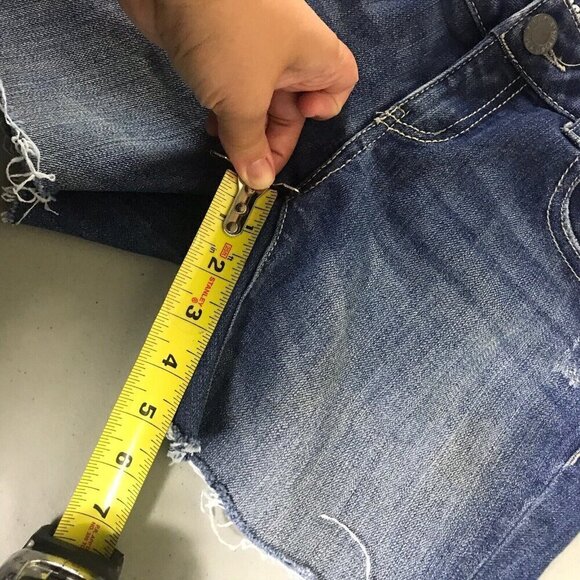 Mossimo Women's Distressed Cutoff Denim Shorts Size 3 Frayed Hem 28x5 Low Rise - Picture 8 of 10